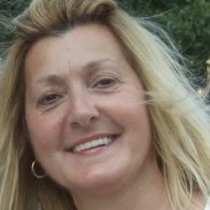 Meet your Posher, Suzanne